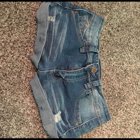 Jean shorts - Picture 1 of 2